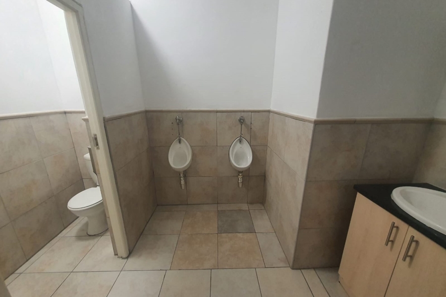 To Let commercial Property for Rent in Fairview Eastern Cape